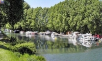 Camping Au Jardin - Base de Loisirs