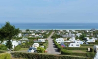 Camping Plage St. Pabu and the City Berneuf