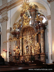 Igreja da Nossa Senhora da Vitória - Menino Jesus de Praga