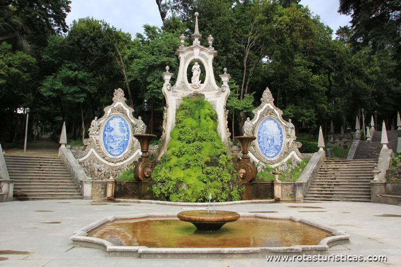 Brunnen der Gärten der Sereia (Coimbra)