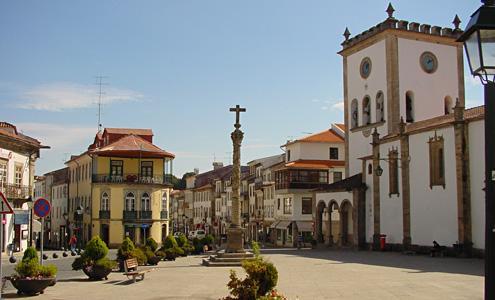 Kreuzfahrt und Praça da Sé (Bragança)